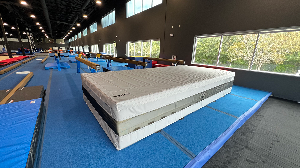 Pacific-Reign_install-progress_balance-beam-resi-pit