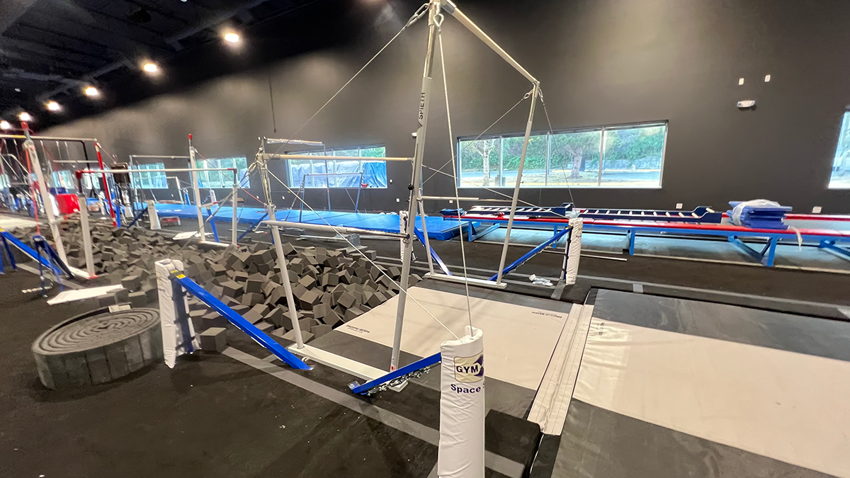 uneven-bars_spieth_resi-pit